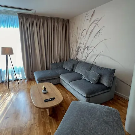 Lakeside Dream Apartment *