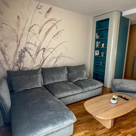 Lakeside Dream * Tirana