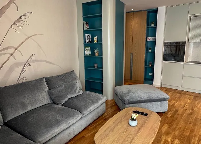 Lakeside Dream تيرانا